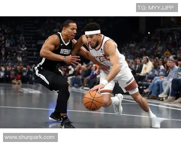 菲尼克斯太阳与孟菲斯灰熊的激烈对决谁能笑到最后 菲尼克斯太阳与孟菲斯灰熊的激烈对决谁能笑到最后